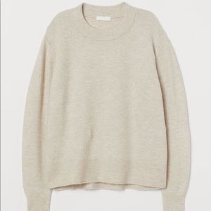 H&M beige sweater